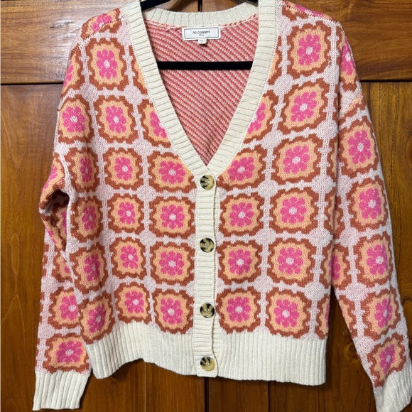 Retro Floral Granny Square Cardigan Sweater Pink Tan Size Small - Picture 2 of 4